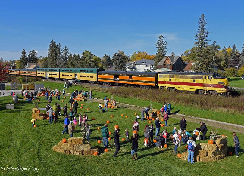 North Shore Scenic Railroad
